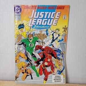VTG COMIC Justice League International #51 Jun 93